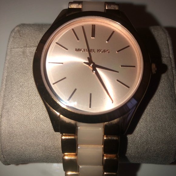 Women’s Michael Kors Watch - Picture 9 of 11